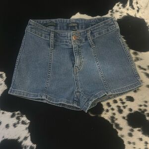 Women’s size 00 high rise wild fable jean shorts